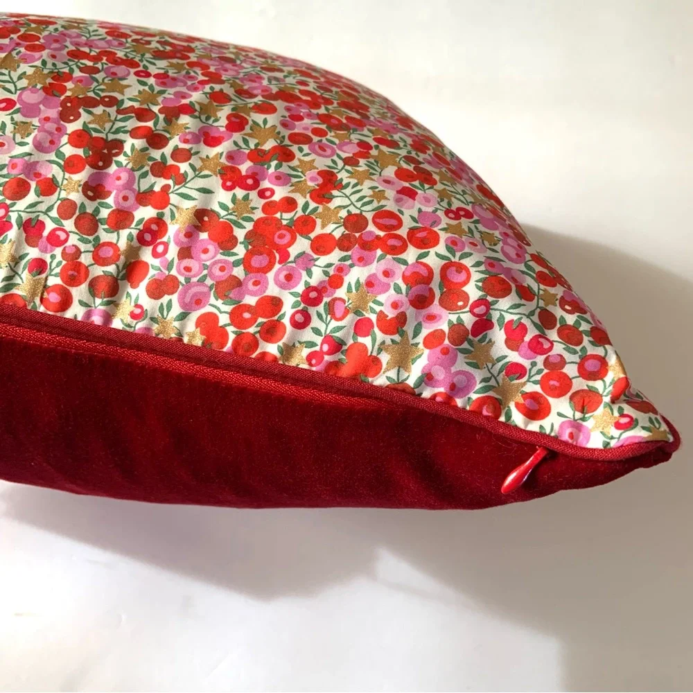 Liberty London Pillow Wiltshire Stars Print Alice Caroline 16x16 Velvet Back Red - Picture 3 of 7